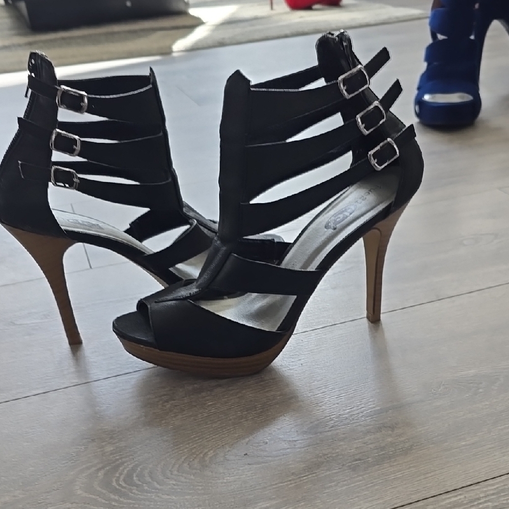 Elegant Black Strappy Heels